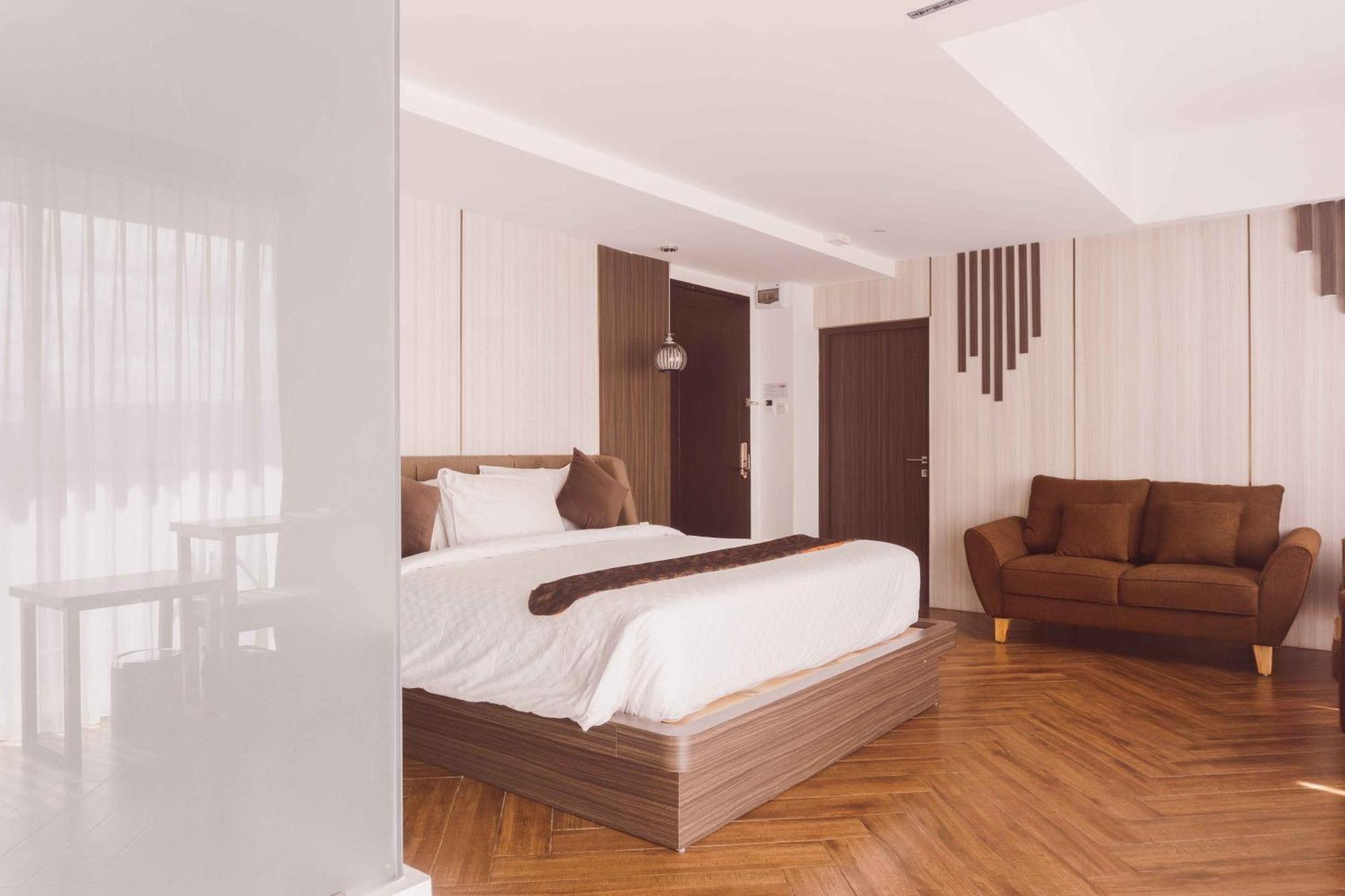 Fahira Hotel Syariah 부키팅기 외부 사진