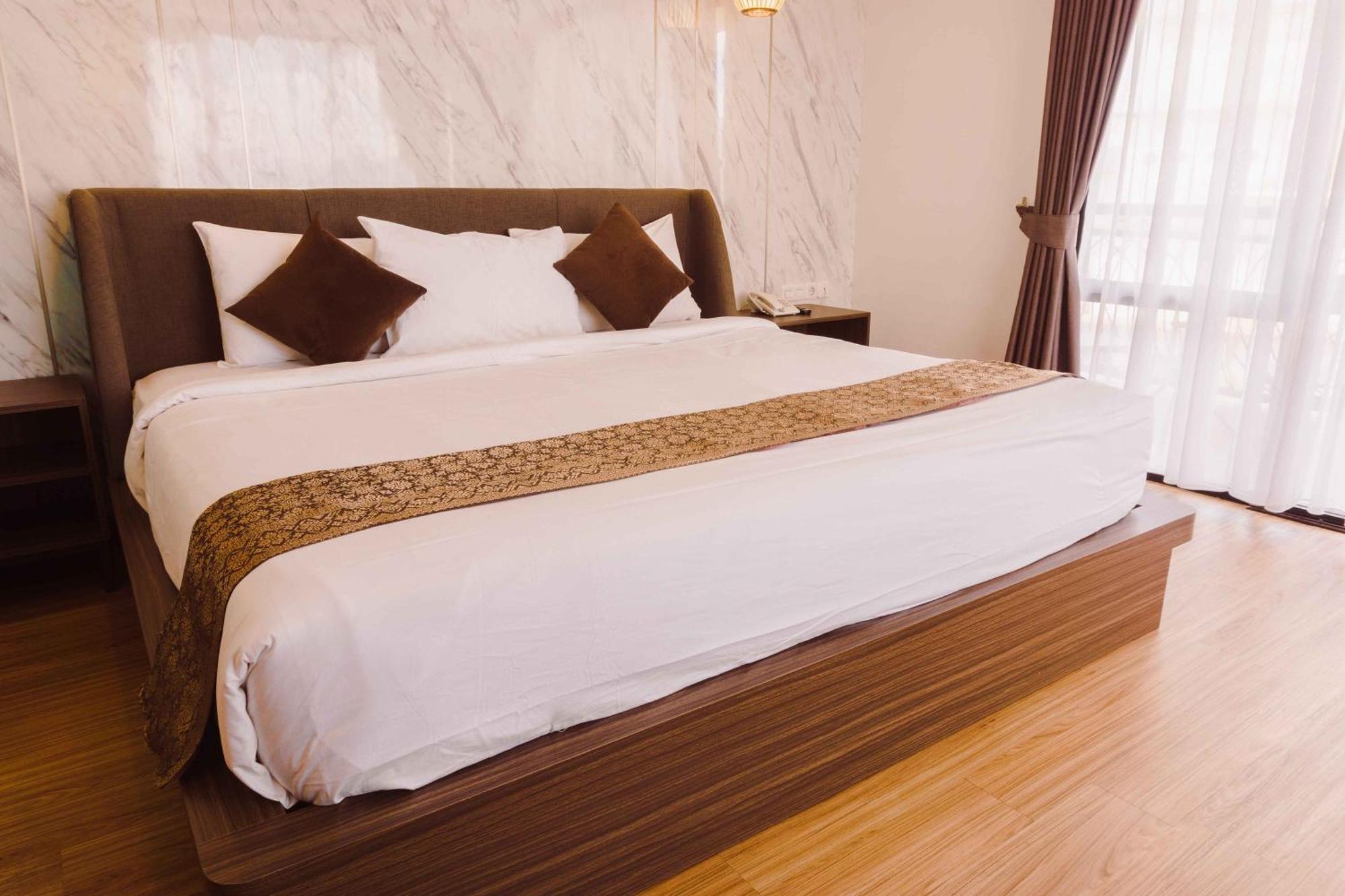 Fahira Hotel Syariah 부키팅기 외부 사진