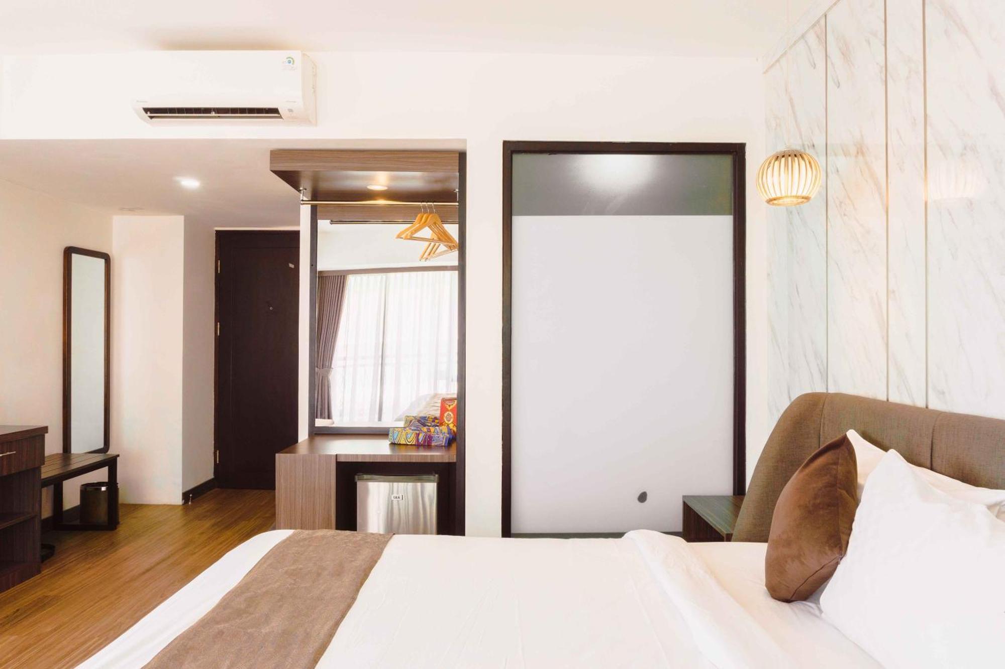 Fahira Hotel Syariah 부키팅기 외부 사진
